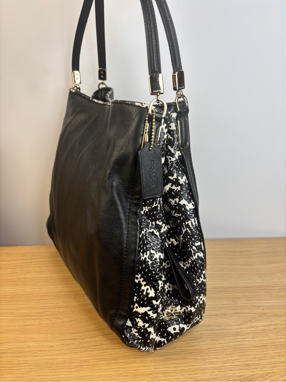 Coach Madison Phoebe Triple Section Two Tone Black/White Python Shoulder Bag - Picture 2 of 13